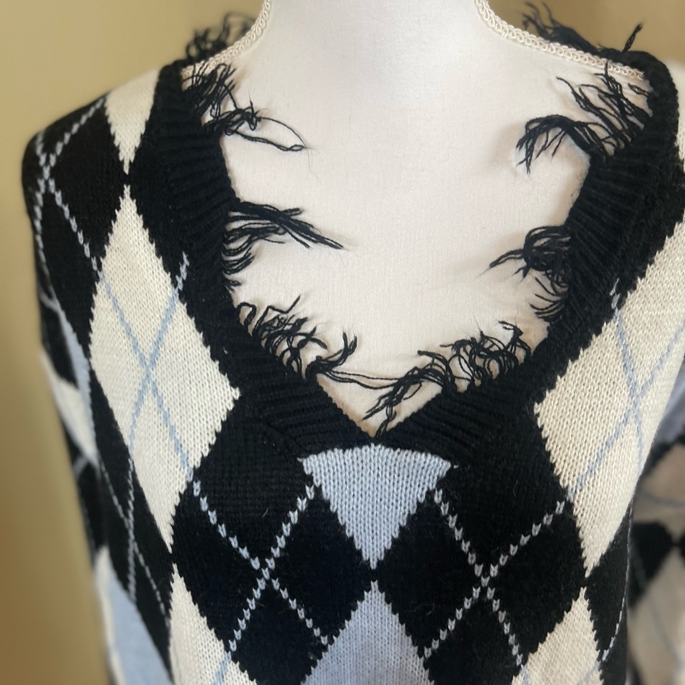Rue21 Black and White V-Neck Sweater with Argyle Pattern
